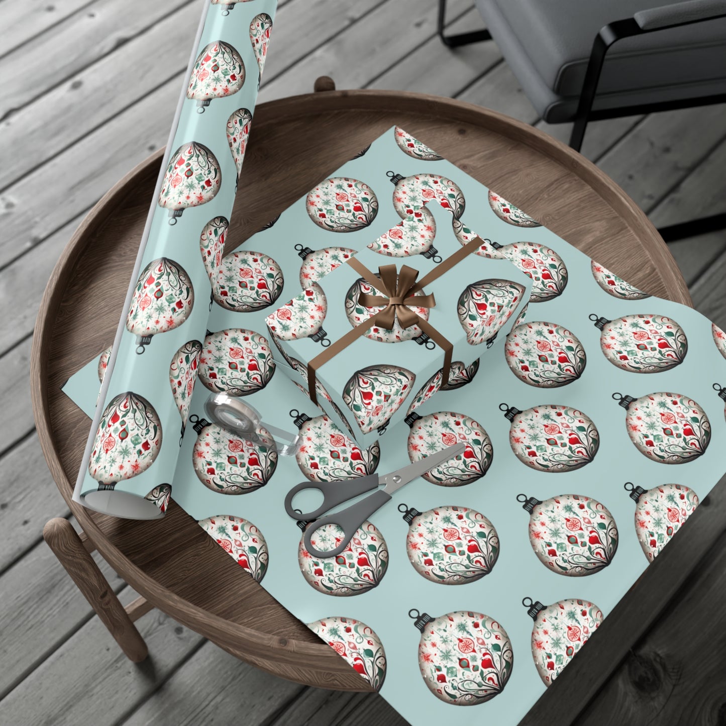 Ornamental Adoration III - Mint Green